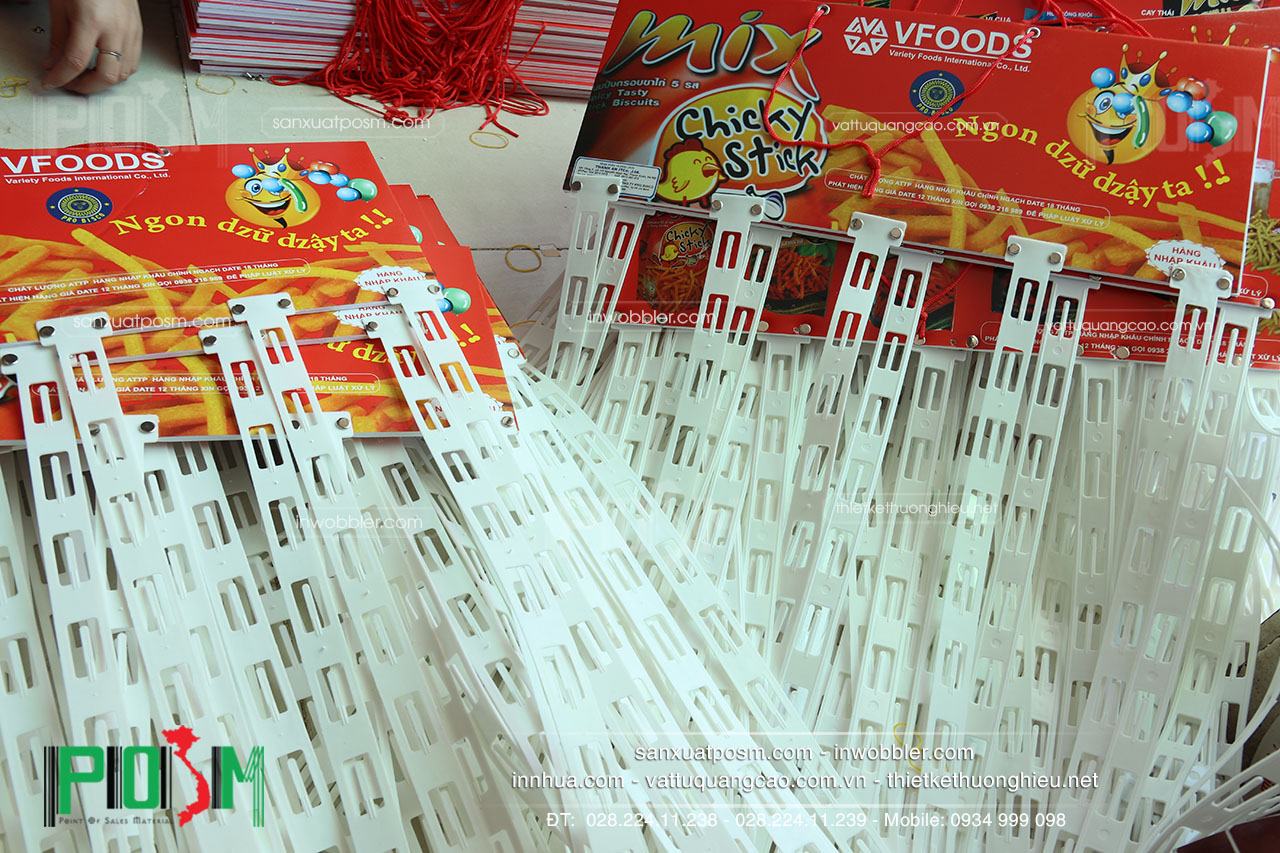 hanger dây nhựa, hanger treo snack hanger dây nhựa, hanger treo snack